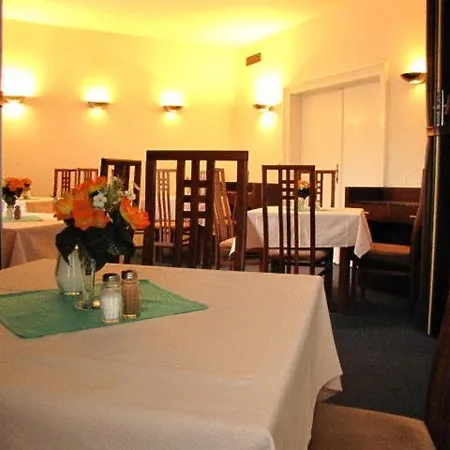 Bílá Růže Hotel